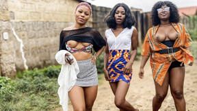 Amateur Black BFFs Lick Muff In 3way