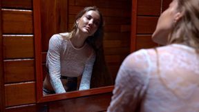 Lesbian Fisting in Bathroom