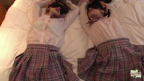 These Females Ignored His Hairy Ass and Ate It Anyway, It Was so Glorious.