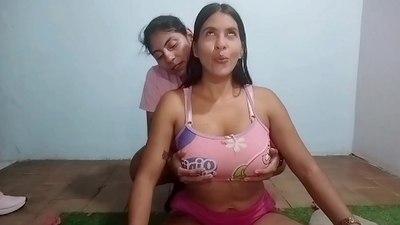 Ganhando boquete amador de uma loirinha gostosa - Brasileira/o - Amador(a) 