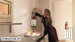 Special room service, trio with Oksana and Jennifer Stone