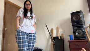 Jogowingdas - My Step-cousin Takes Advantage of the Fact That We Are Alone