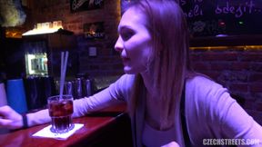 They met and fucked pussies from the bar