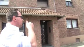 The milf loves the old cock in pussy in mouth